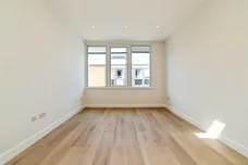 Apartment Four, Gemstone House, Stevenage