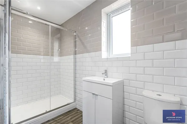 The Crescent, Caldecott, NN9 photo 17