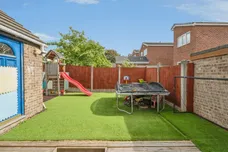 Uttoxeter Avenue, Mexborough