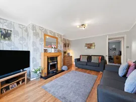 Kerrycroy Avenue, Glasgow thumb 3