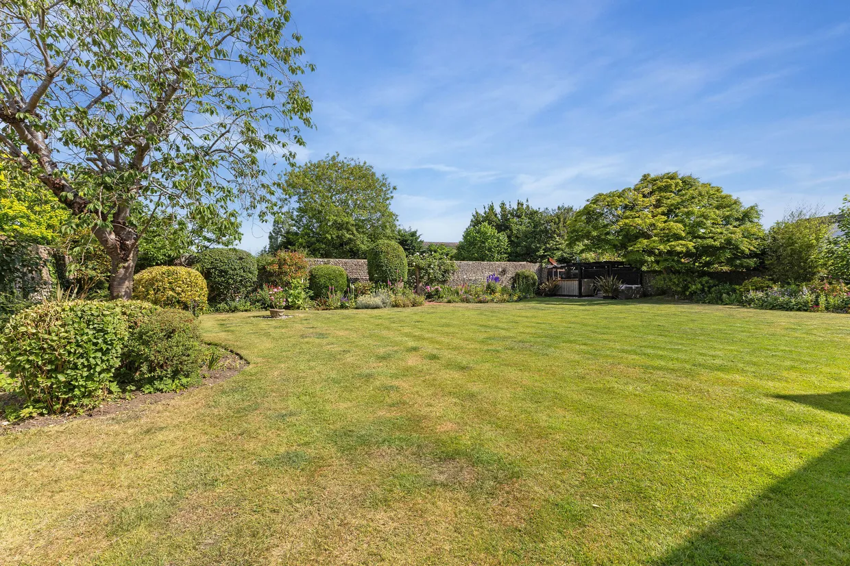 Rectory Lane, Angmering, BN16 photo 34