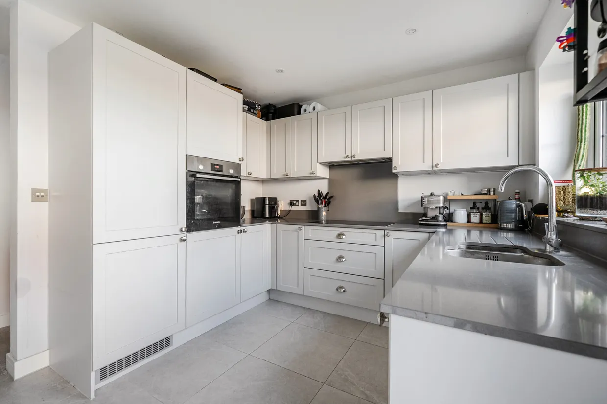 Meadow Way, Thatcham, RG19 photo 4