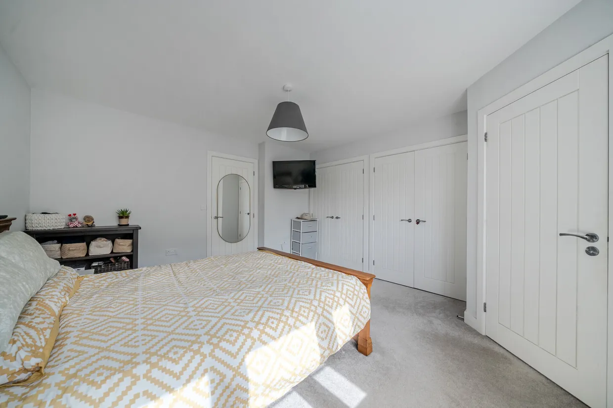 Meadow Way, Thatcham, RG19 photo 7
