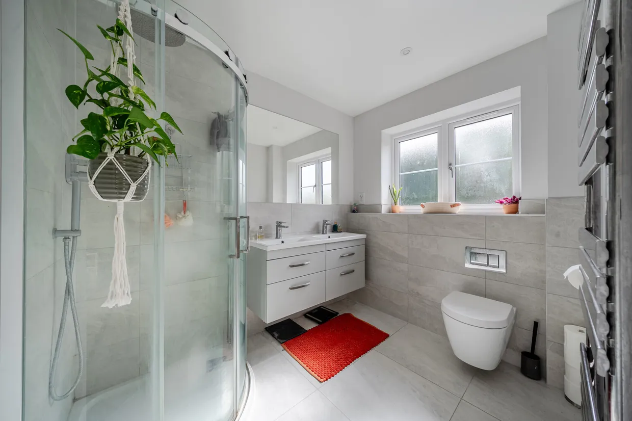 Meadow Way, Thatcham, RG19 photo 11