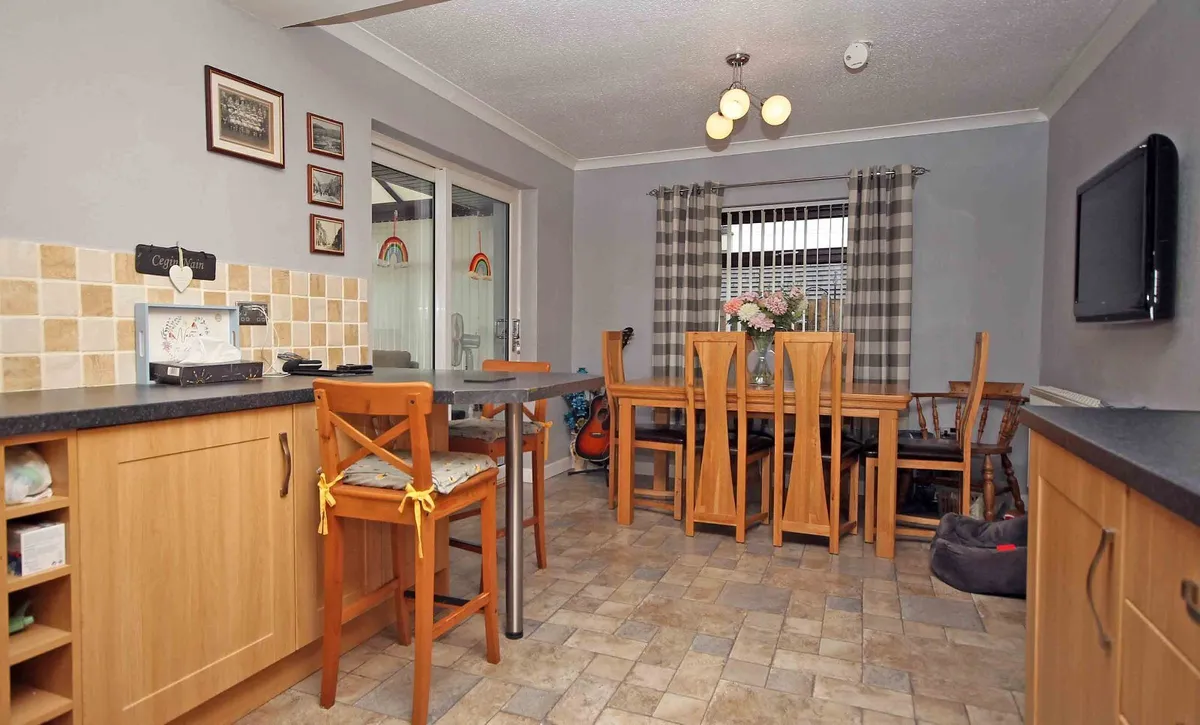 Swn Yr Engan, Gaerwen, Anglesey, LL60