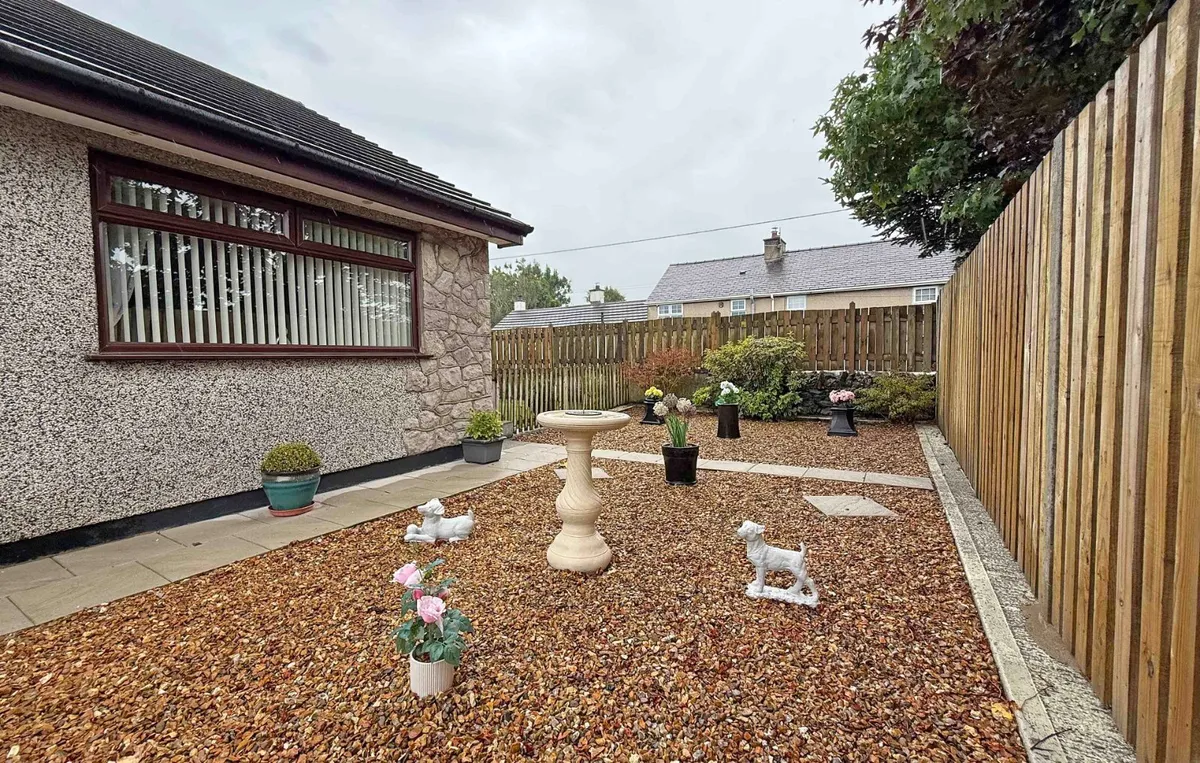 Swn Yr Engan, Gaerwen, Anglesey, LL60