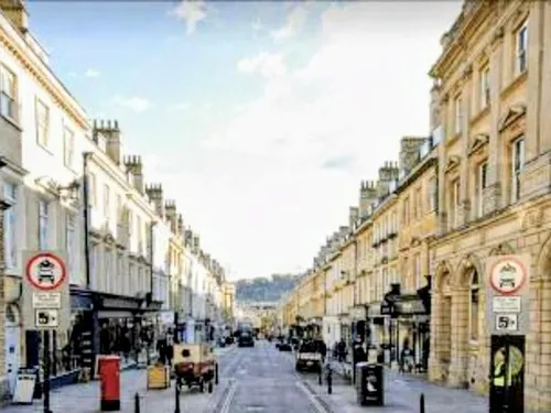 Milsom Street, BATHphoto