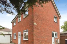 Naam Grove, LINCOLN