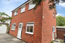 Naam Grove, LINCOLN