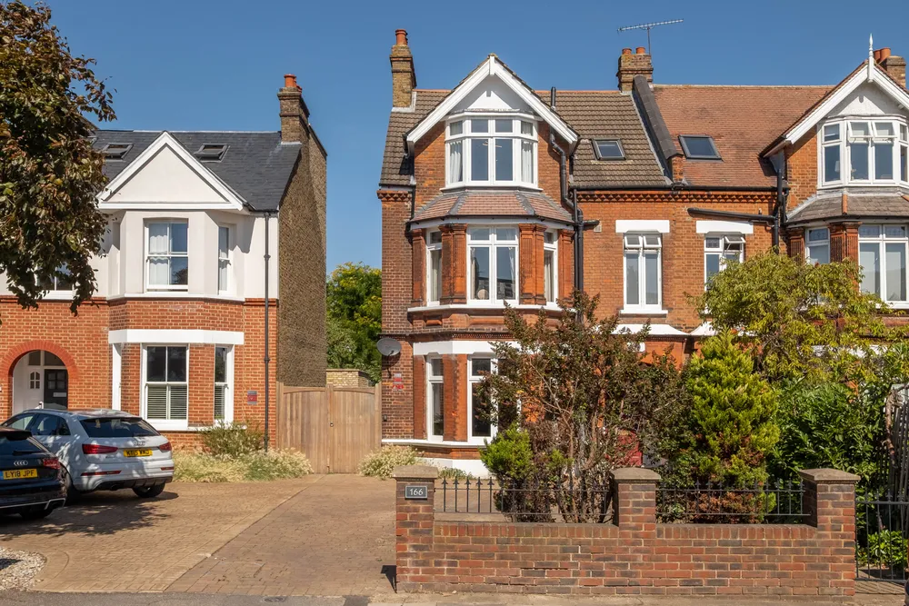 Queens Road, London, SW19