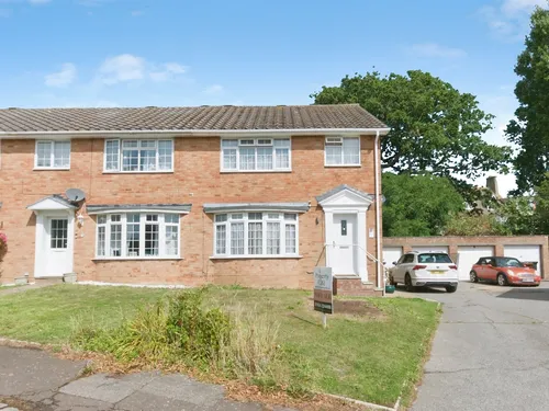 Chartres Close, Bexhill-On-Seaphoto