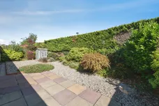 Latches Walk, Axminster