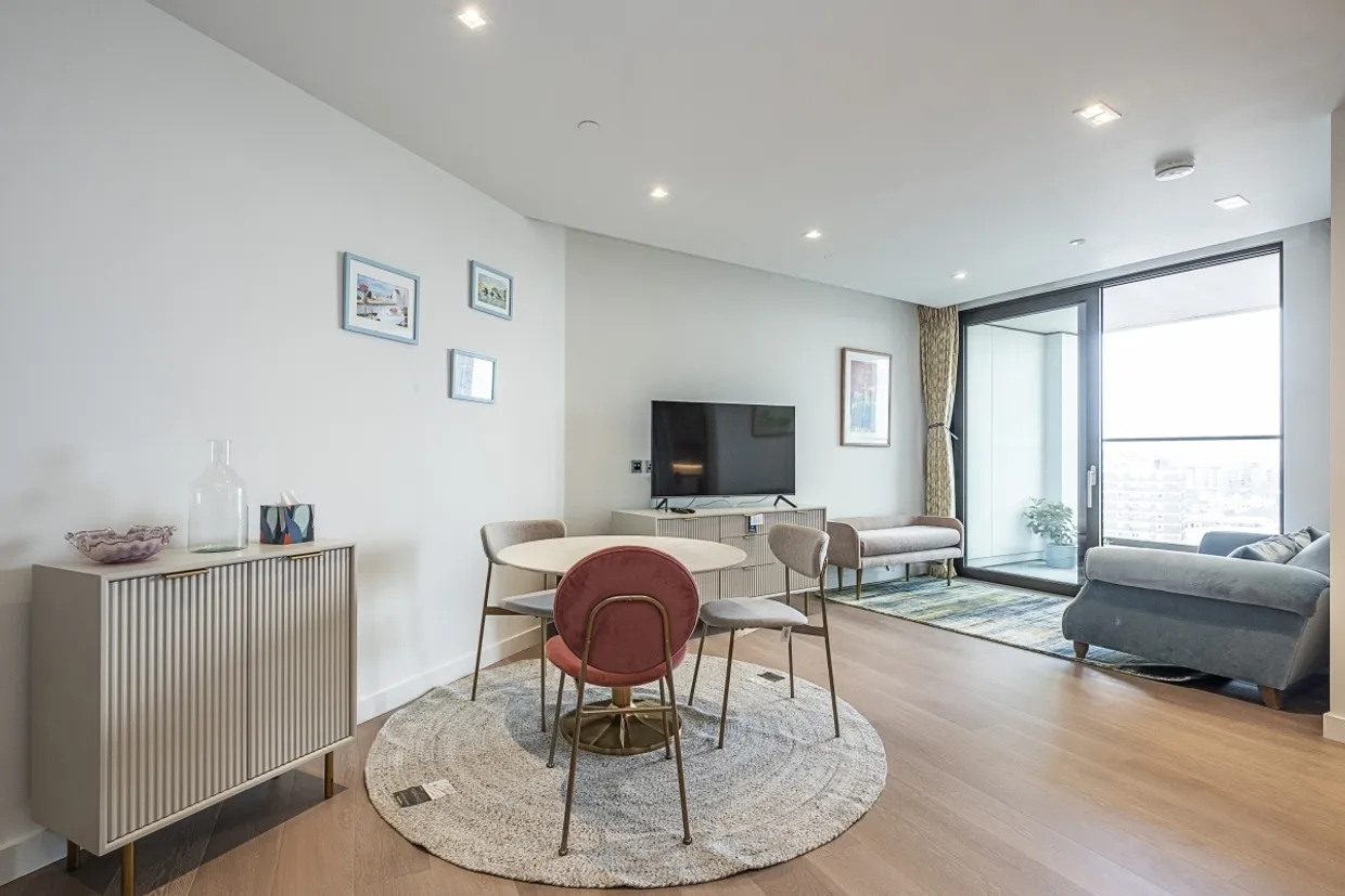 Westmark Tower Paddington W2 photo 1
