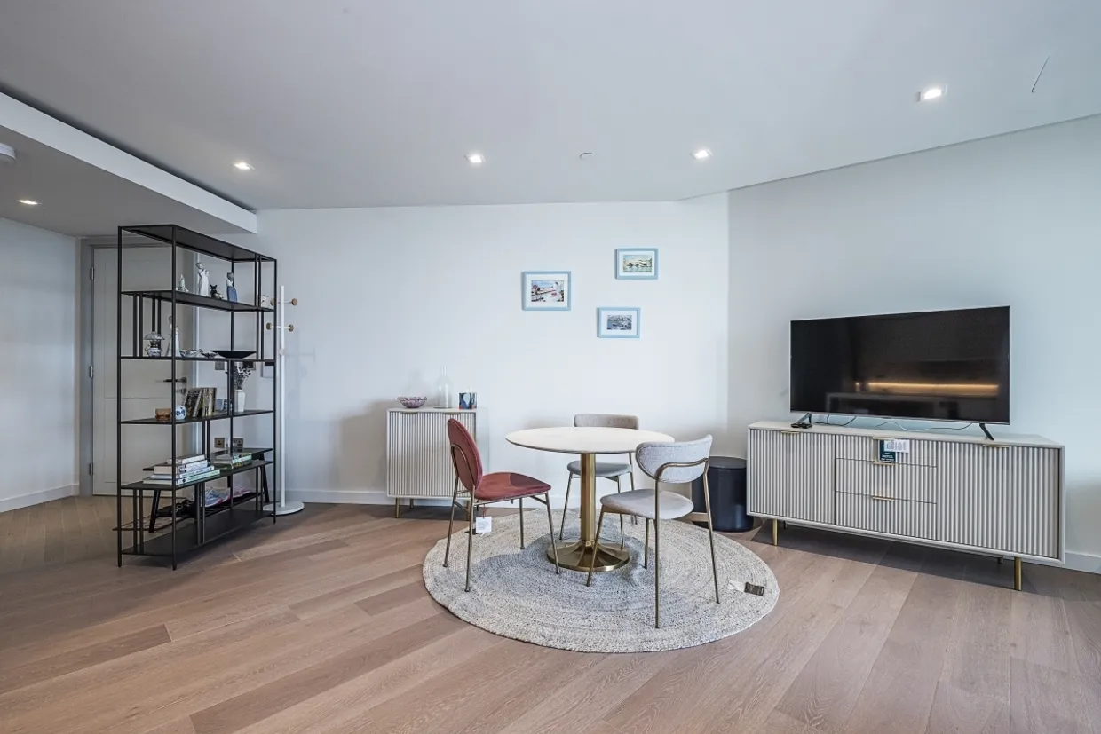 Westmark Tower Paddington W2 photo 2