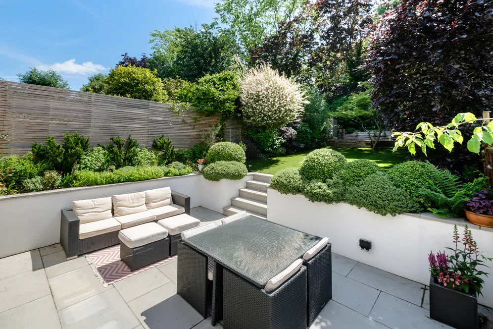 Dukes Avenue, London, N10 photo 32