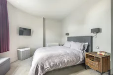 Clapham Common South Side London SW4 photo 8