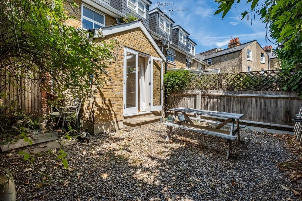 ., 2A Iveley Road, London photo 10