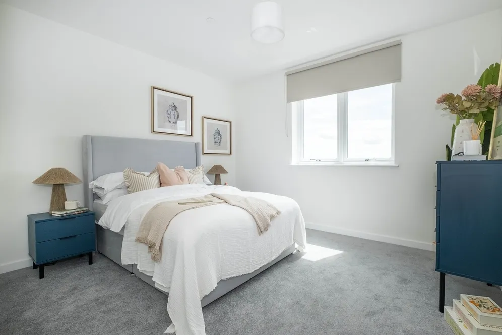 Elmsleigh Road Staines TW18 photo 4