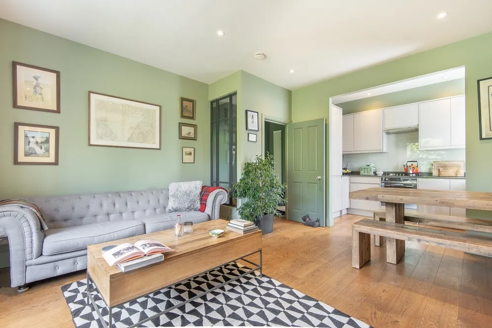 Clapham Common South Side London SW4 photo 10
