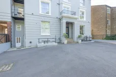 Clapham Common South Side London SW4 photo 12