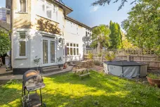 Glendale Drive London SW19 photo 12