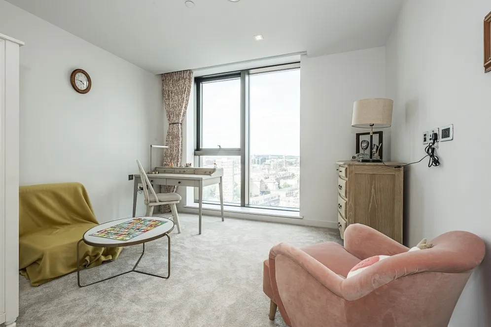 Westmark Tower Paddington W2 photo 15