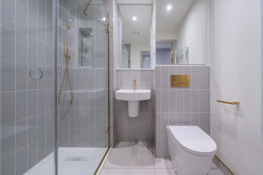 The Eades, 11 Selborne Road London E17 photo 9
