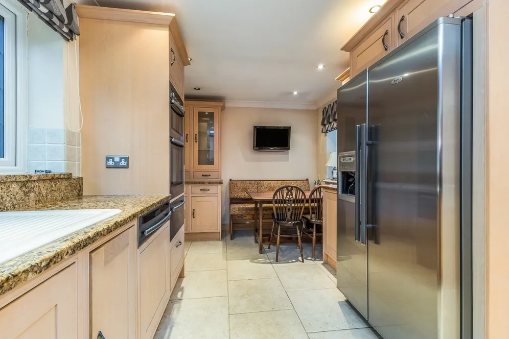 Salmons Lane Prestwood HP16 photo 15