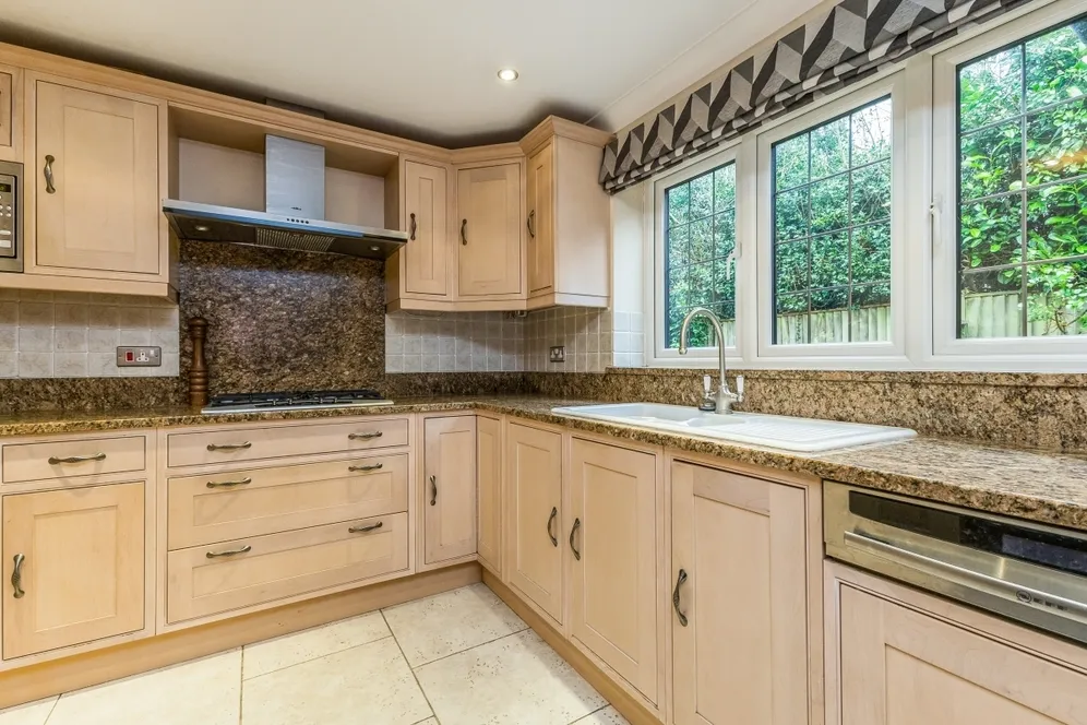Salmons Lane Prestwood HP16 photo 4