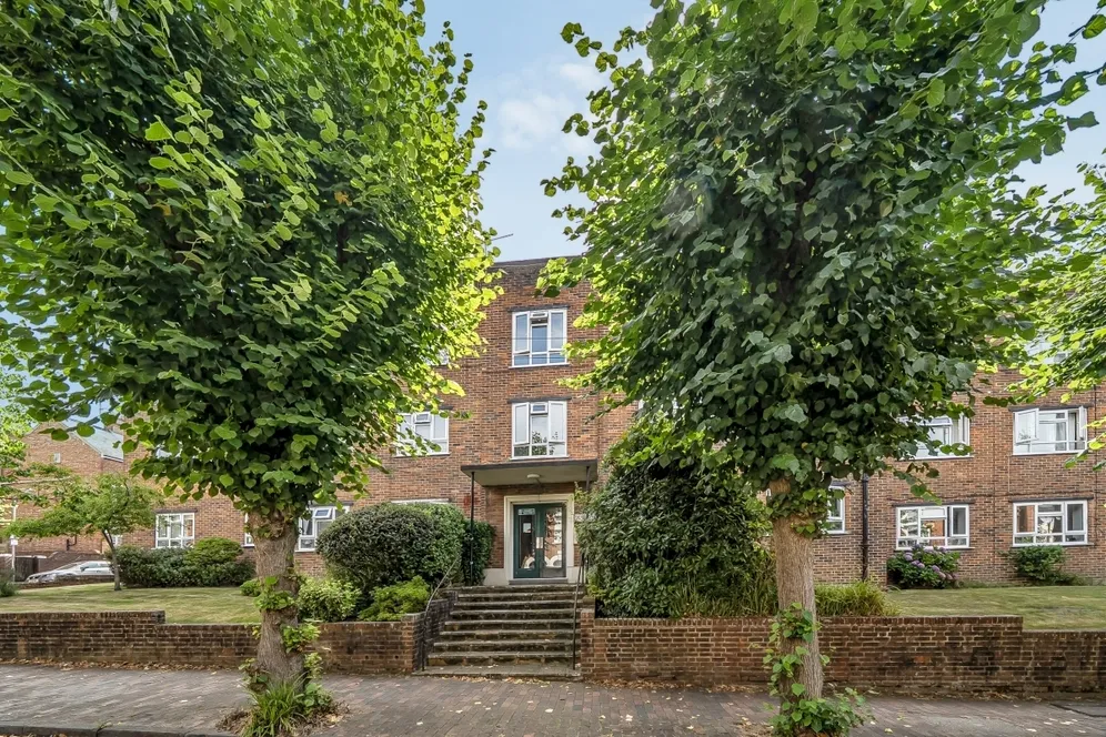 Mountfield Gardens Tunbridge Wells TN1 photo 14