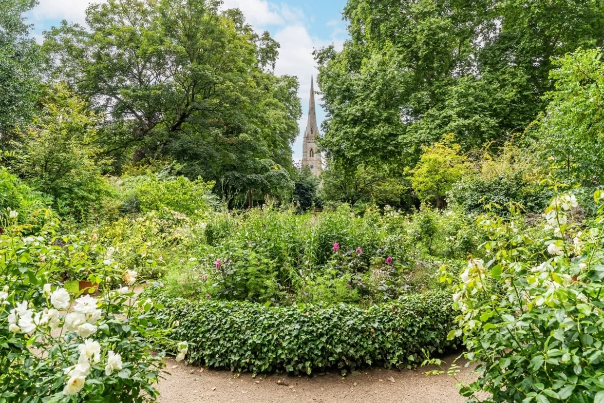 Warwick Square London SW1V photo 13