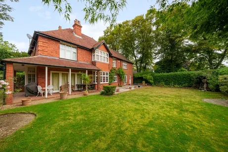 Altwood Road Maidenhead SL6