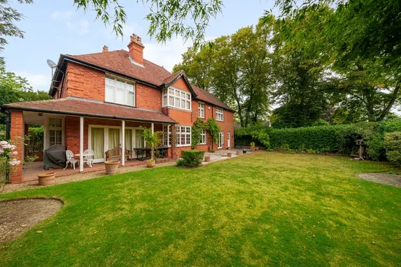 Altwood Road Maidenhead SL6