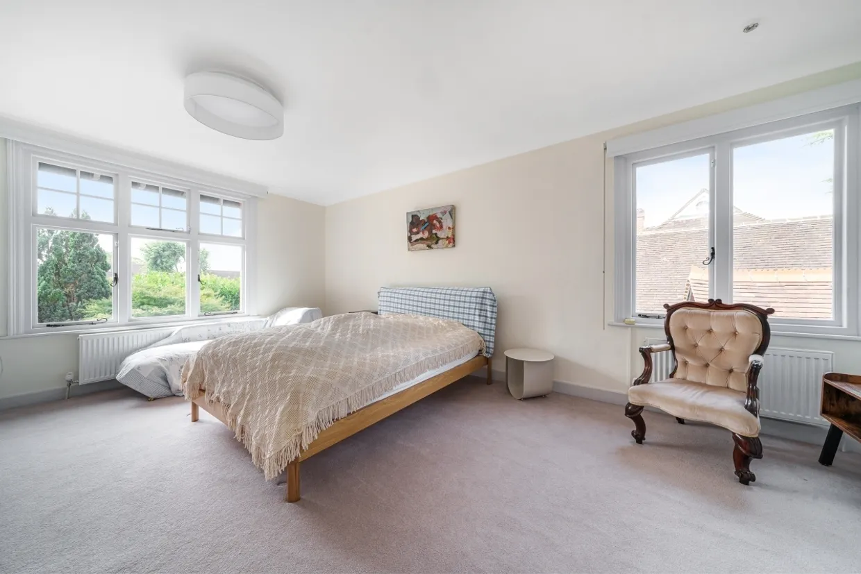 Altwood Road Maidenhead SL6 photo 2