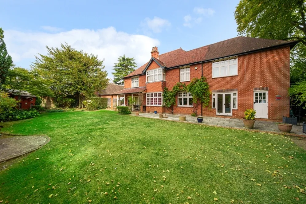 Altwood Road Maidenhead SL6 photo 15
