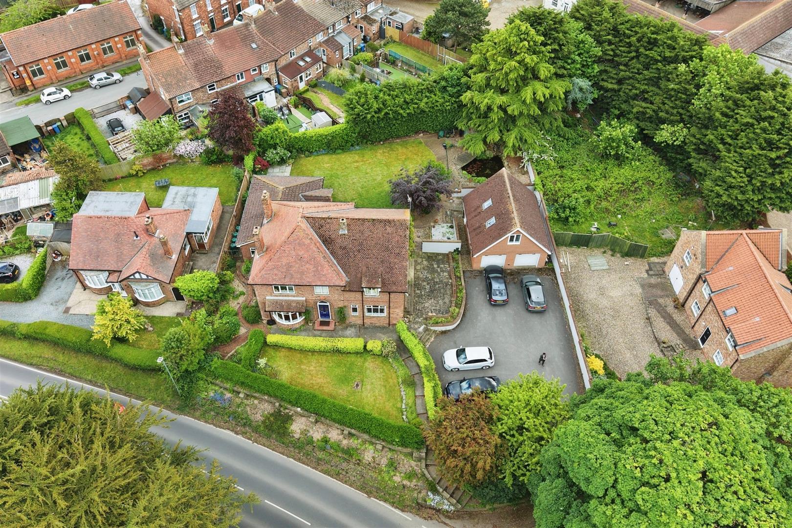 Station Road, Patrington Image 1