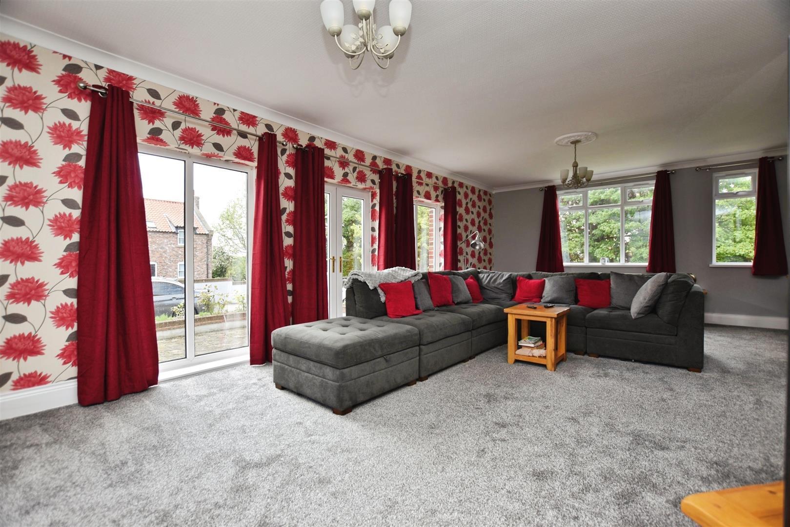Station Road, Patrington Image 9