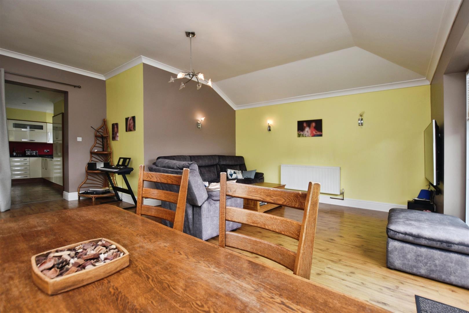 Station Road, Patrington Image 18