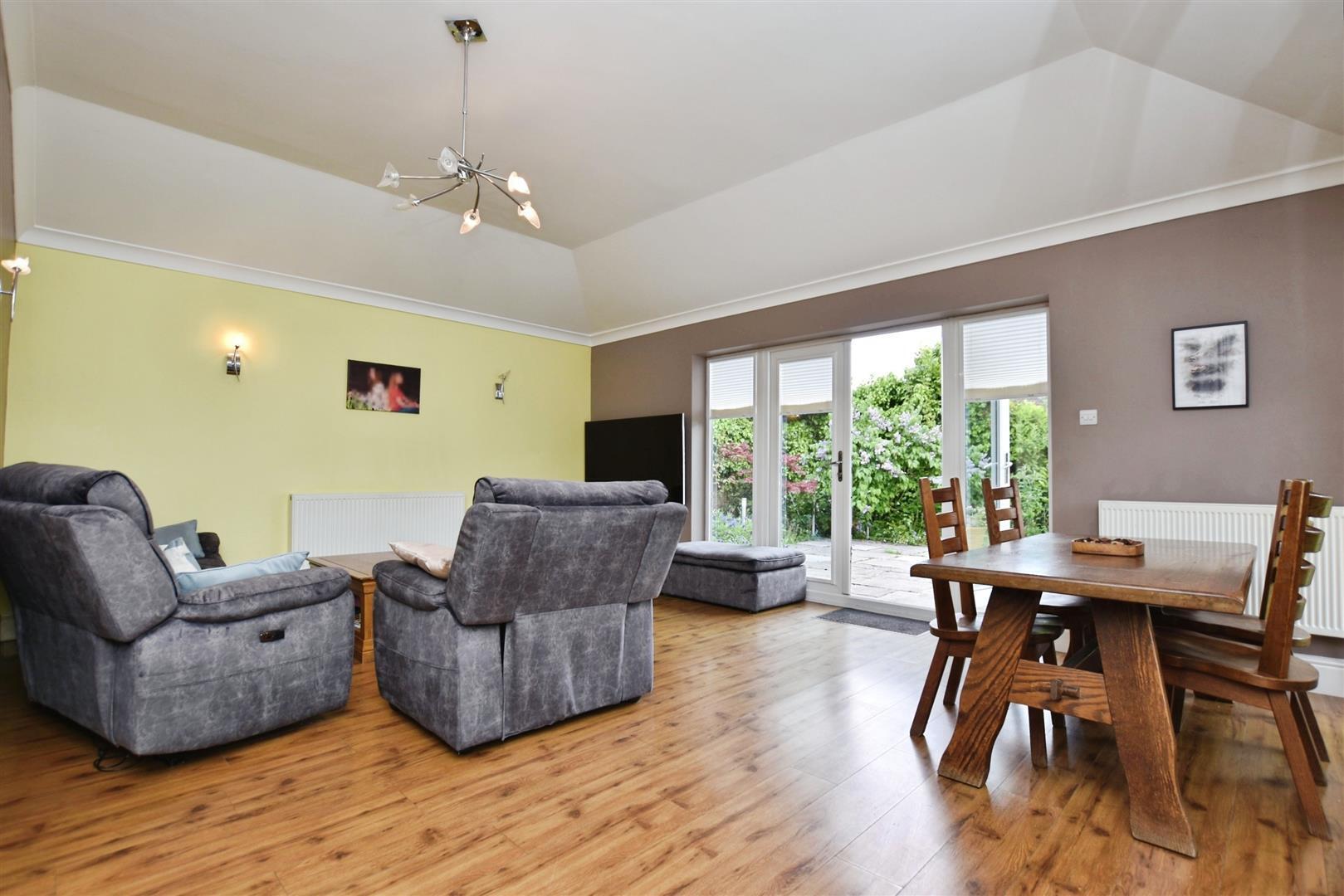 Station Road, Patrington Image 21