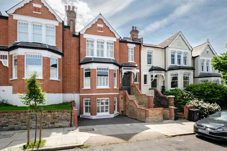 Dukes Avenue, London, N10