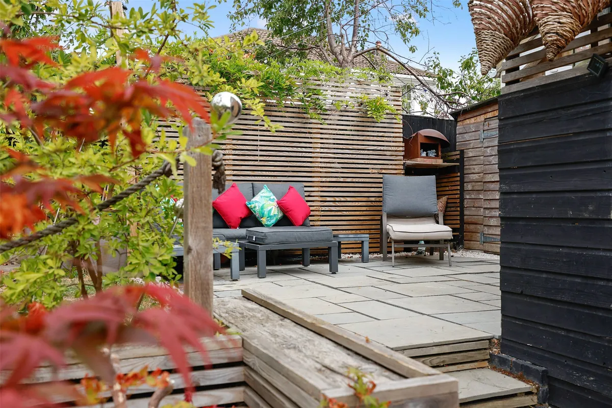 Windermere Way, Reigate, Surrey, RH2
