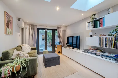 Cambria Road London SE5
