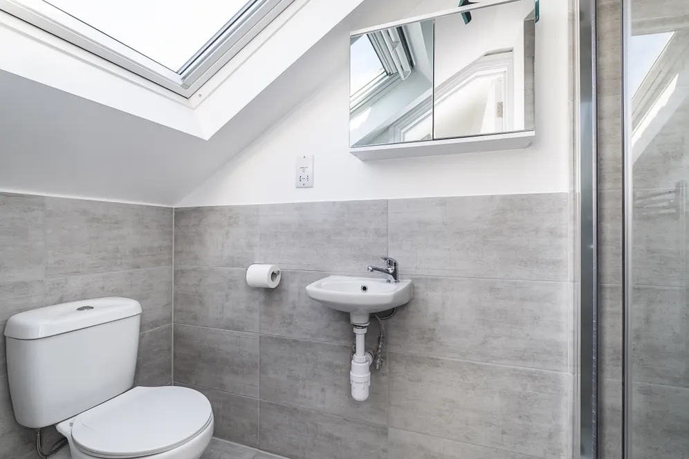 Tremadoc Road London SW4 photo 5