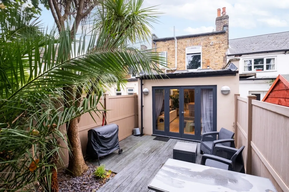 Cambria Road London SE5 photo 8
