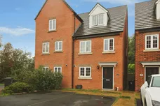 Pullman Crescent, LEEDS