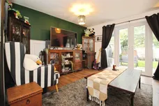 Pullman Crescent, LEEDS