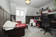 Pullman Crescent, LEEDS