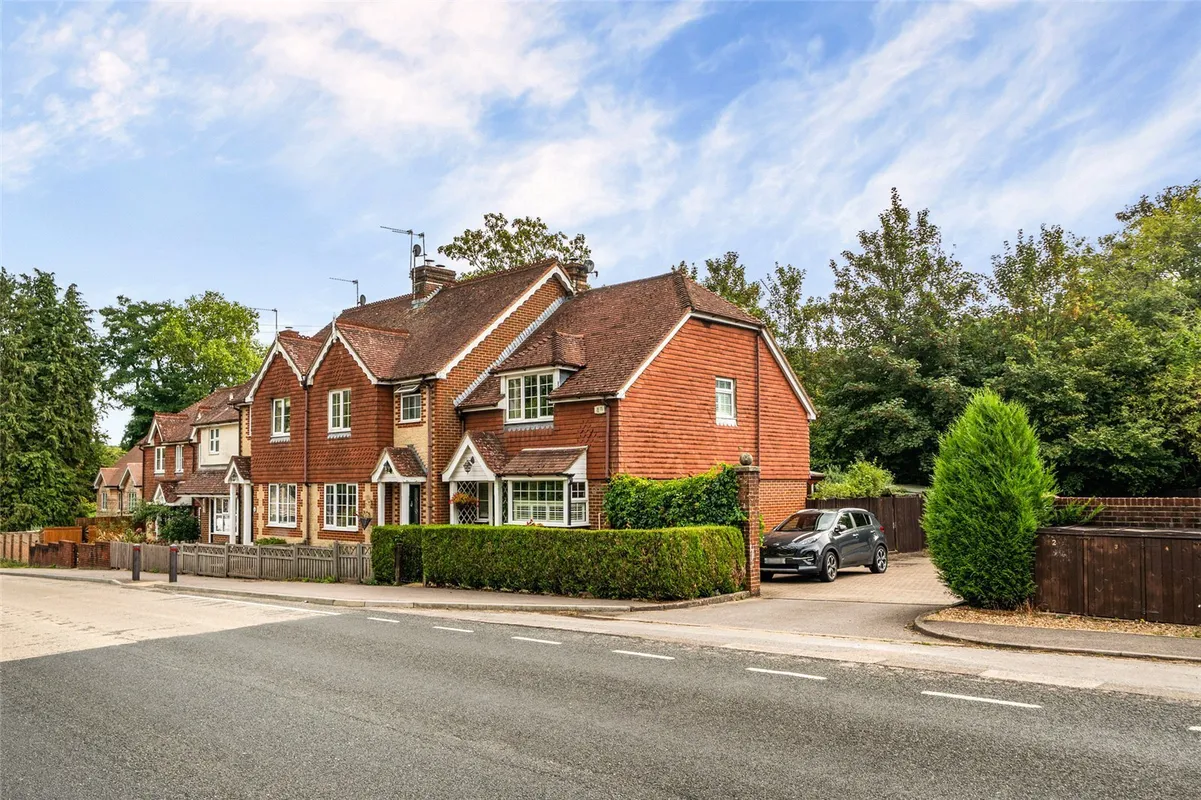 London Road, Rake, Liss, Hampshire, GU33