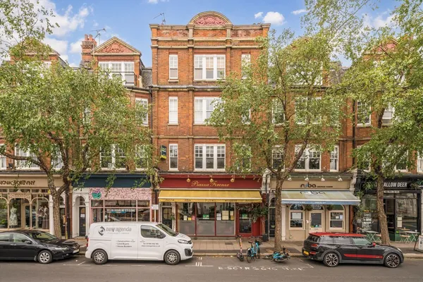 High Street, Teddington, TW11 photo 1