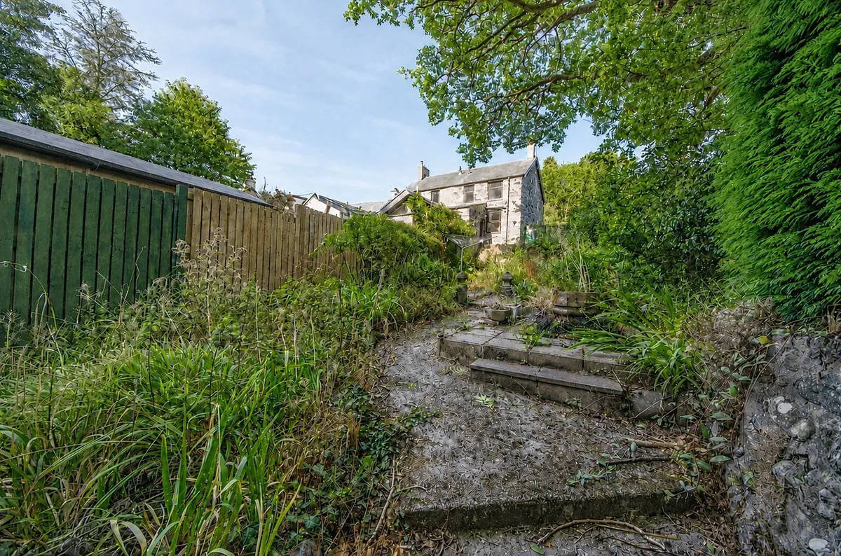 Rowen, Conwy, LL32